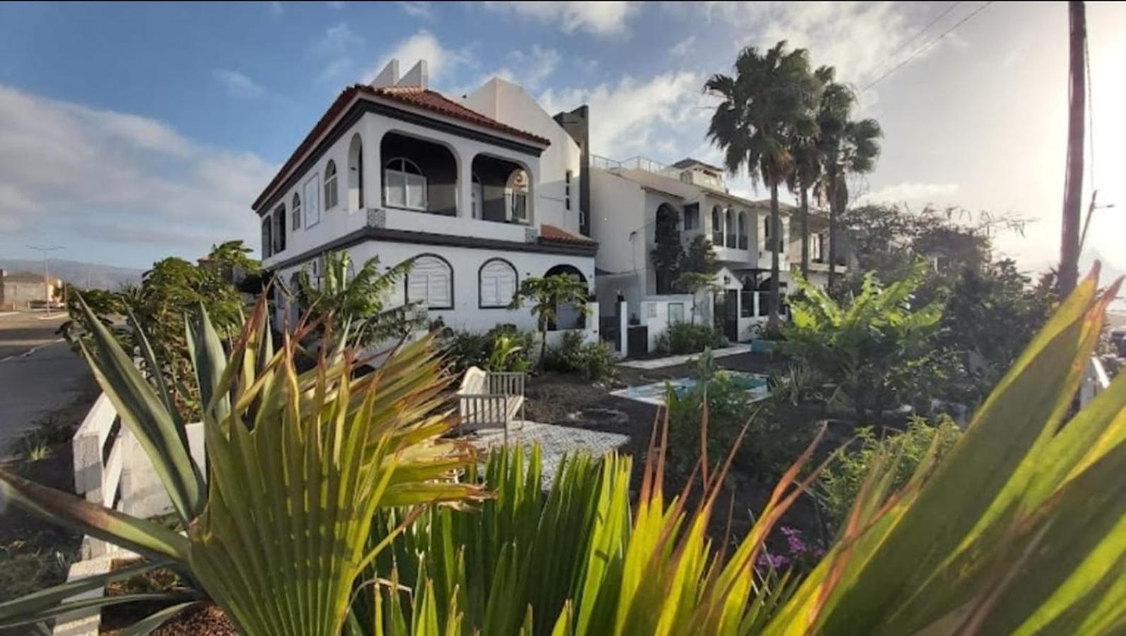 Deluxe B&B "Casa Alegria", Tarrafal Таррафал Екстер'єр фото