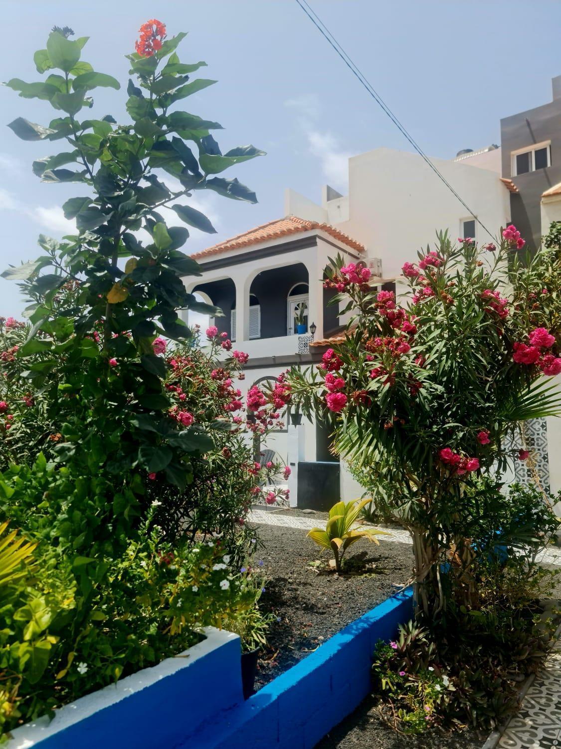 Deluxe B&B "Casa Alegria", Tarrafal Таррафал Екстер'єр фото